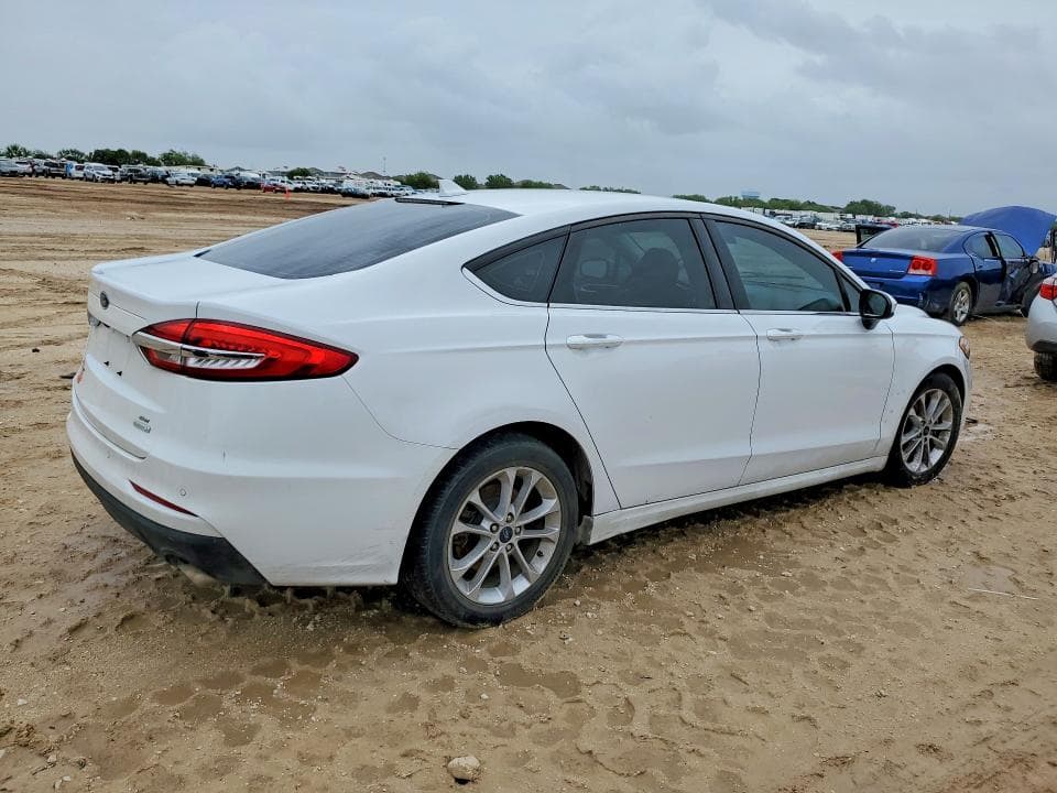 2020 FORD FUSION SE 3