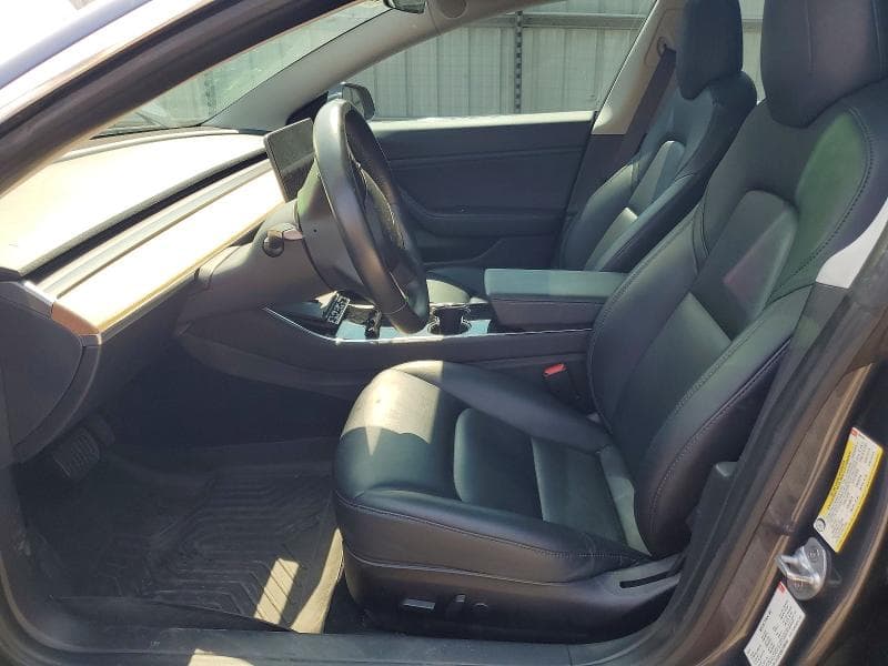 2018 TESLA MODEL 3 7