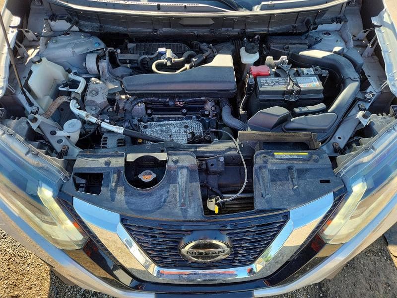 2019 NISSAN ROGUE S 11