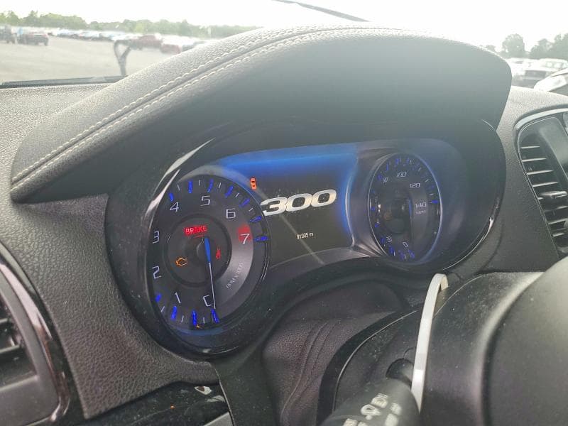 2019 CHRYSLER 300 S 9