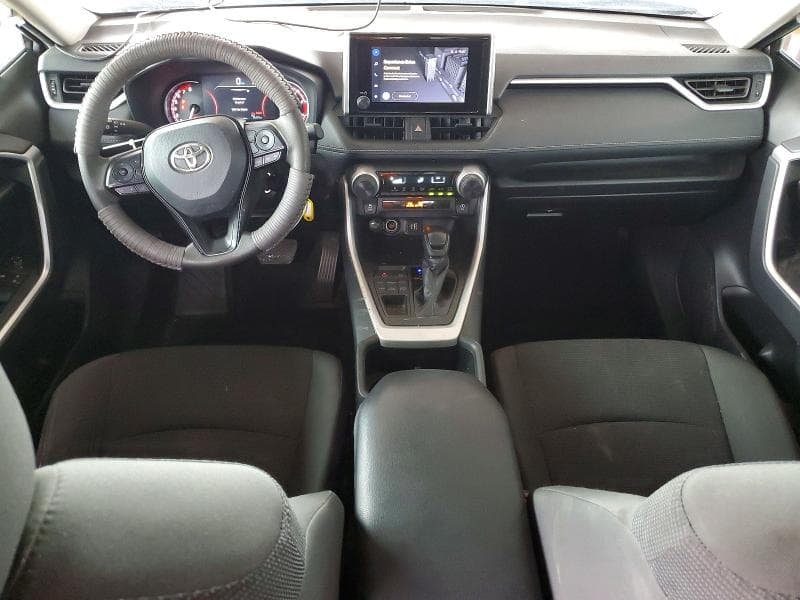 2025 TOYOTA RAV4 LE 8