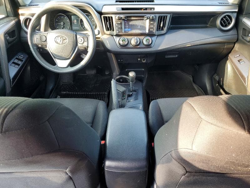 2017 TOYOTA RAV4 LE 8