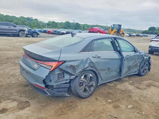 2022 HYUNDAI ELANTRA LIMITED 3