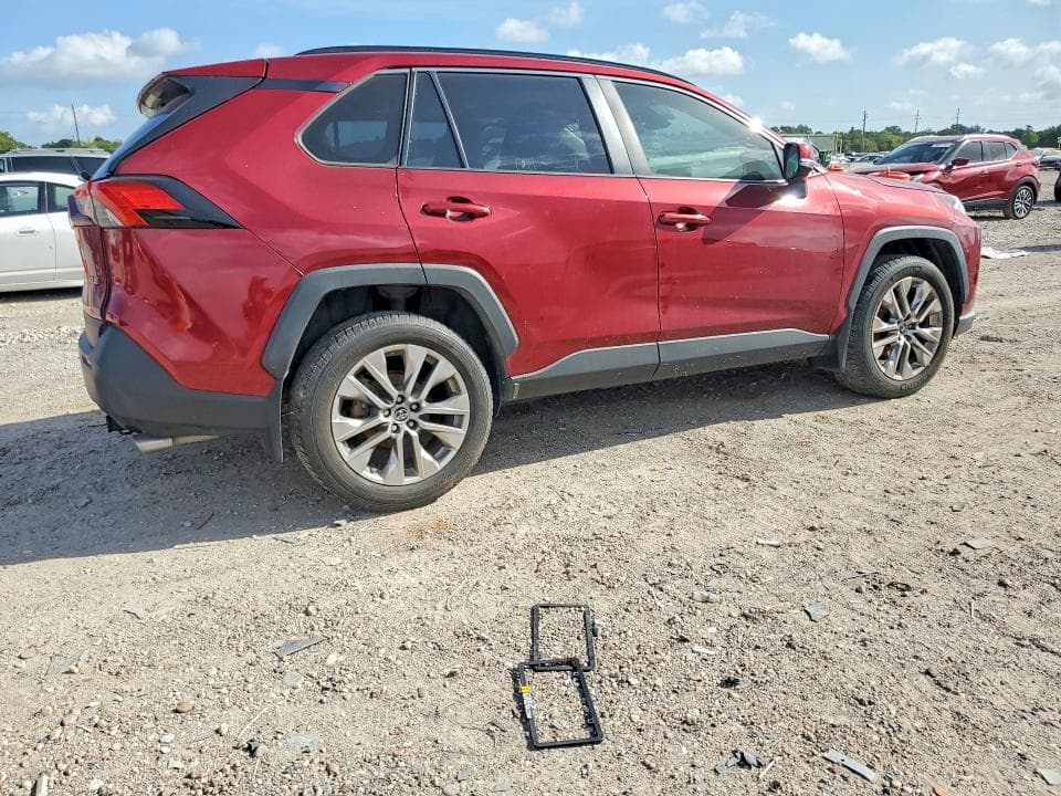 2019 TOYOTA RAV4 XLE PREMIUM 3