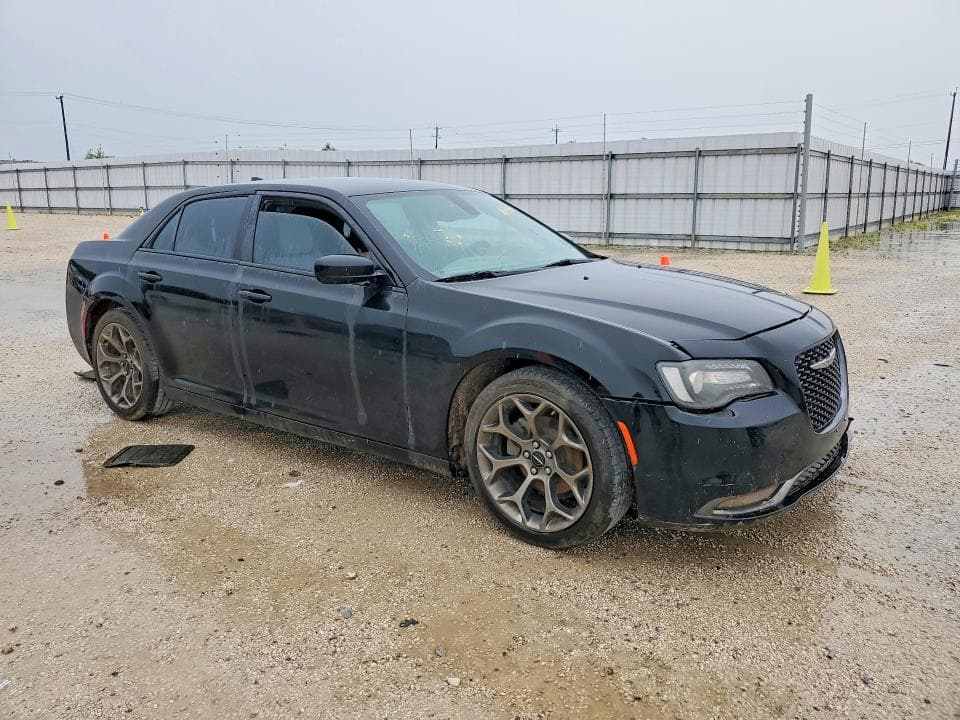 2017 CHRYSLER 300 S 4