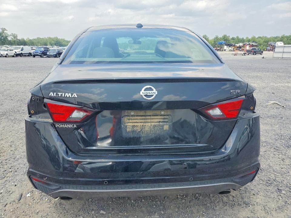 2022 NISSAN ALTIMA SR 6