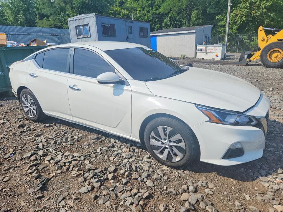 2019 NISSAN ALTIMA S 4