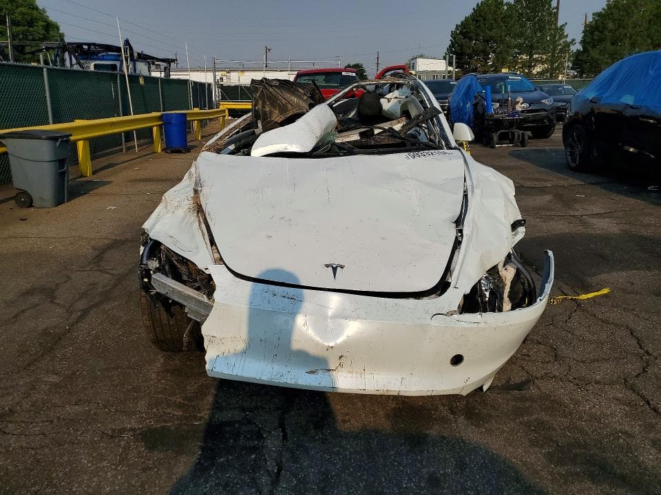 2025 TESLA MODEL 3 5