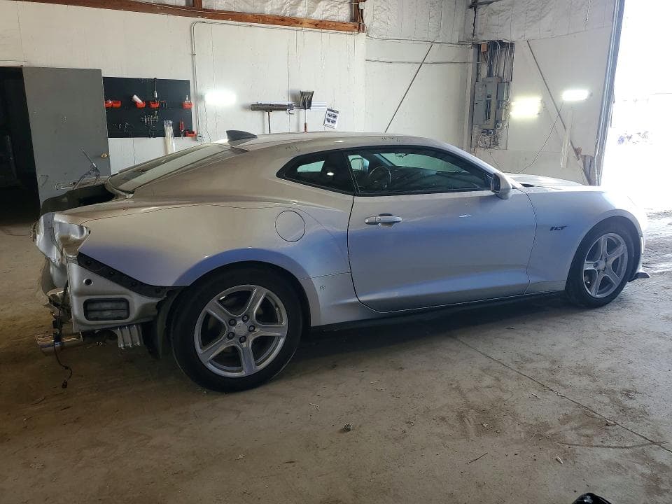 2018 CHEVROLET CAMARO LT1 3