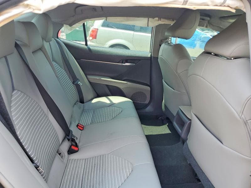 2021 TOYOTA CAMRY SE 10