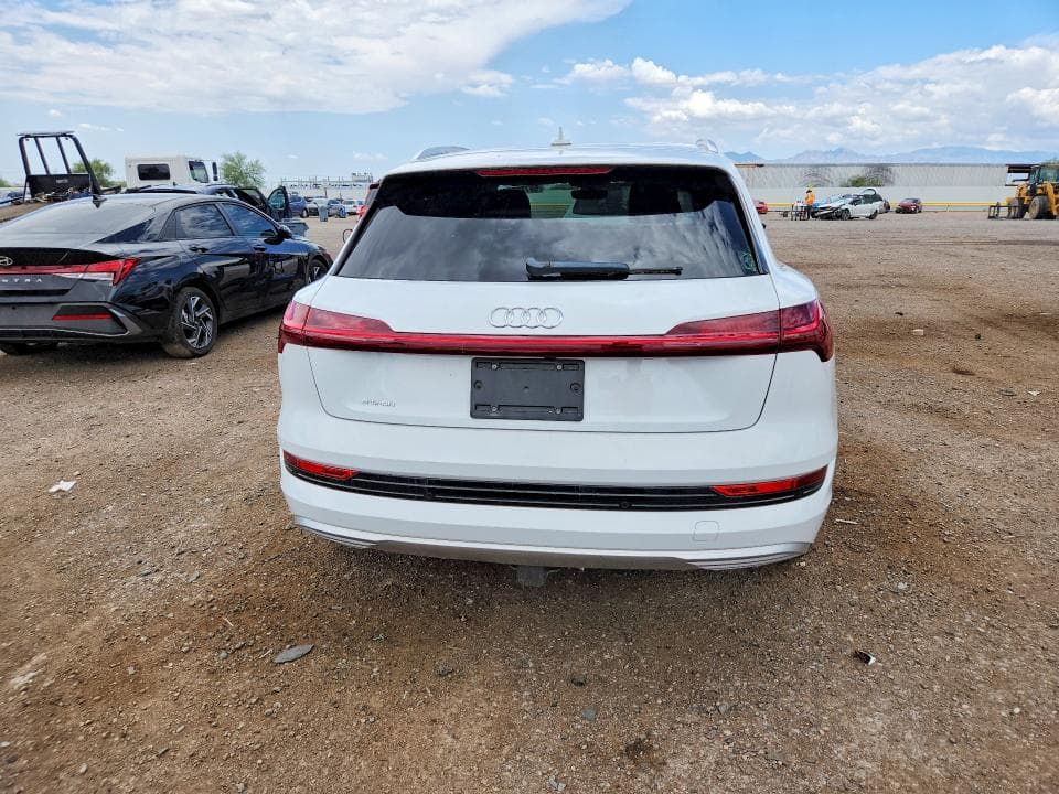 2019 AUDI E-TRON PREMIUM PLUS 6
