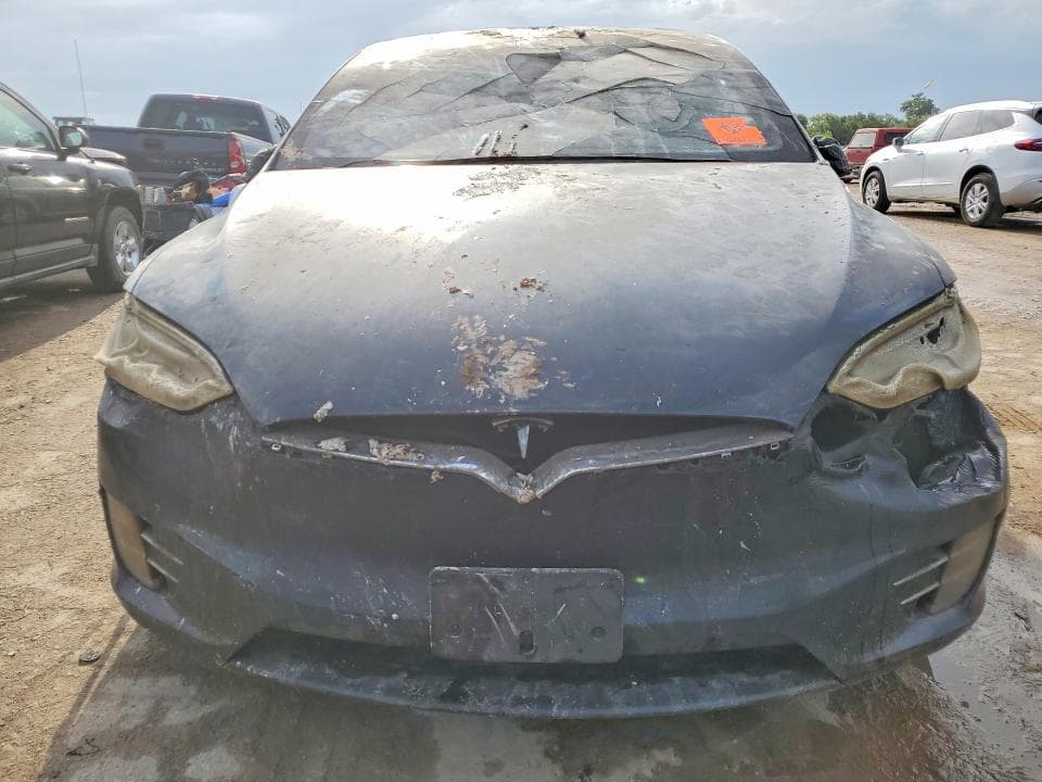 2017 TESLA MODEL X 5