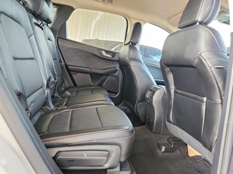 2020 FORD ESCAPE TITANIUM 11