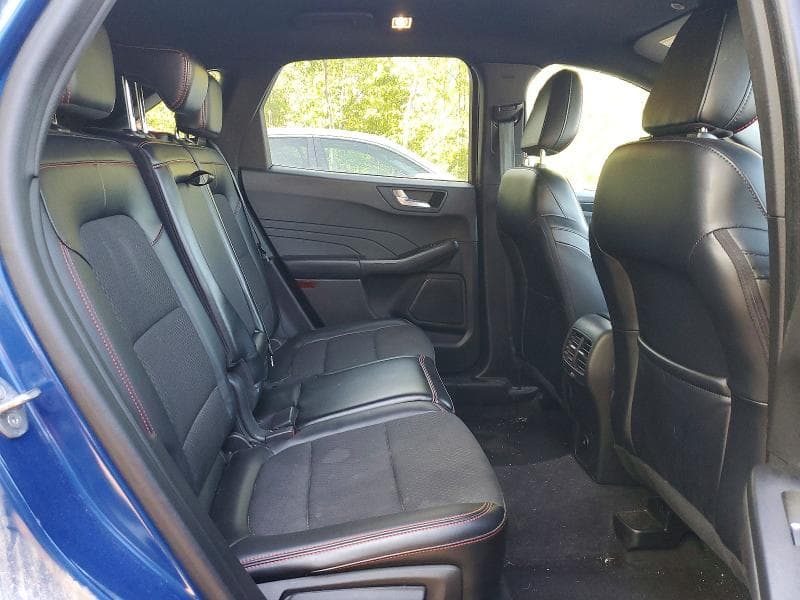 2023 FORD ESCAPE ST LINE 10