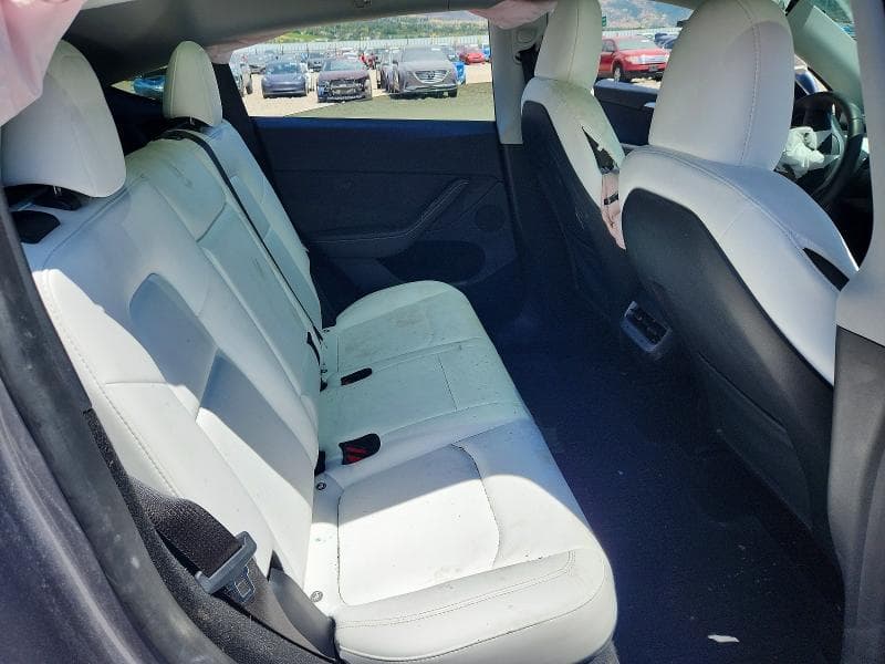 2024 TESLA MODEL Y 10