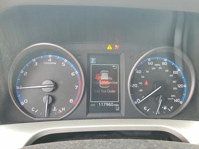 2017 TOYOTA RAV4 LE 9