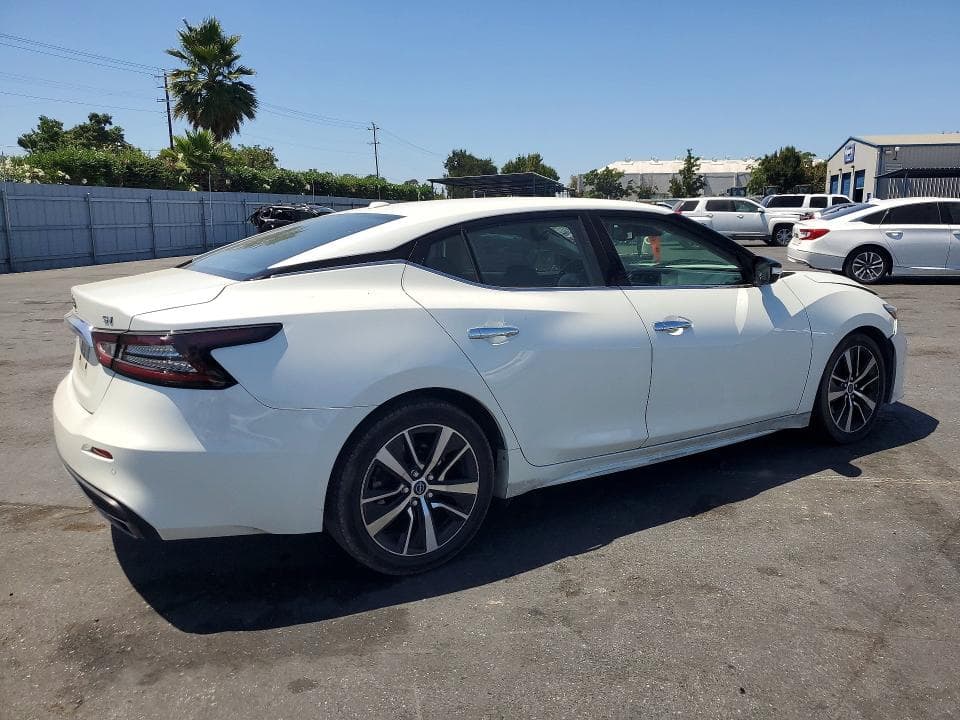 2023 NISSAN MAXIMA SV 3