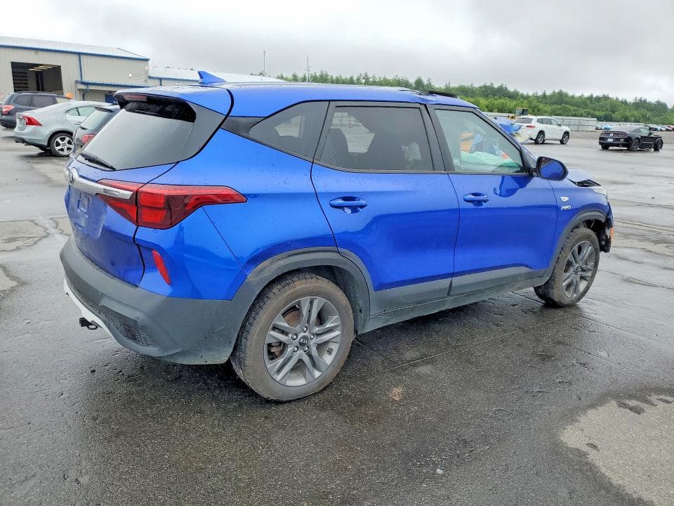 2021 KIA SELTOS LX 3