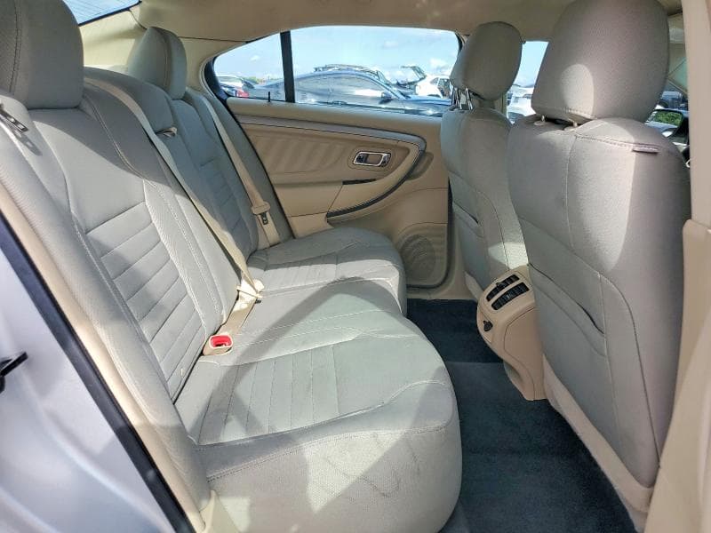 2017 FORD TAURUS SE 10