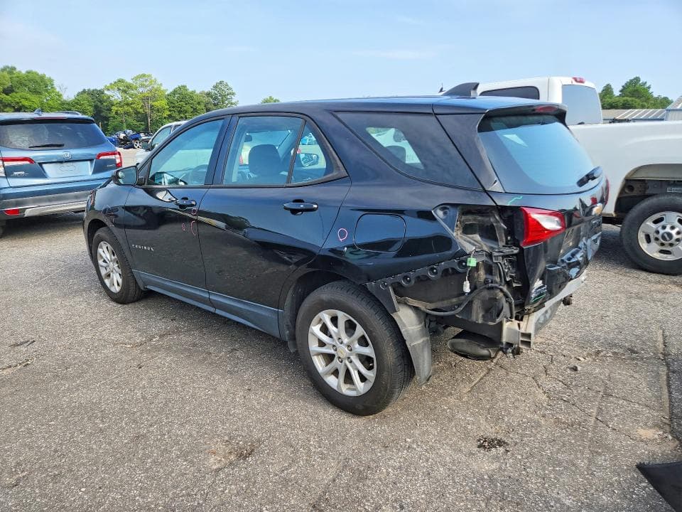 2018 CHEVROLET EQUINOX LS 2