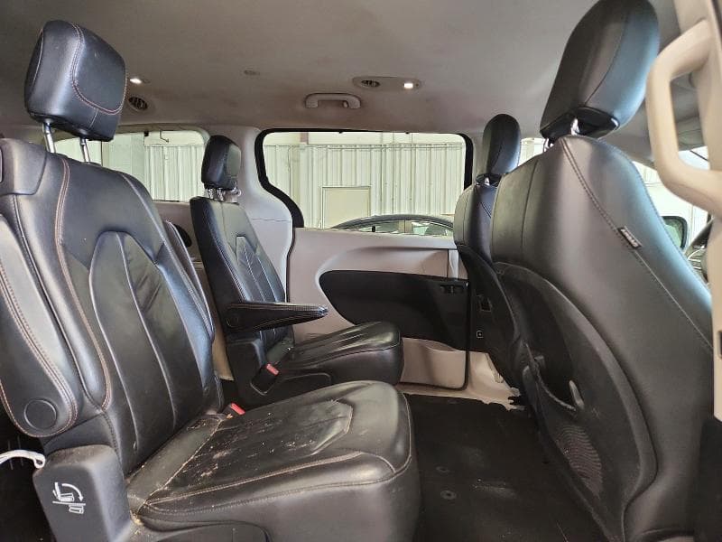 2017 CHRYSLER PACIFICA TOURING L 10