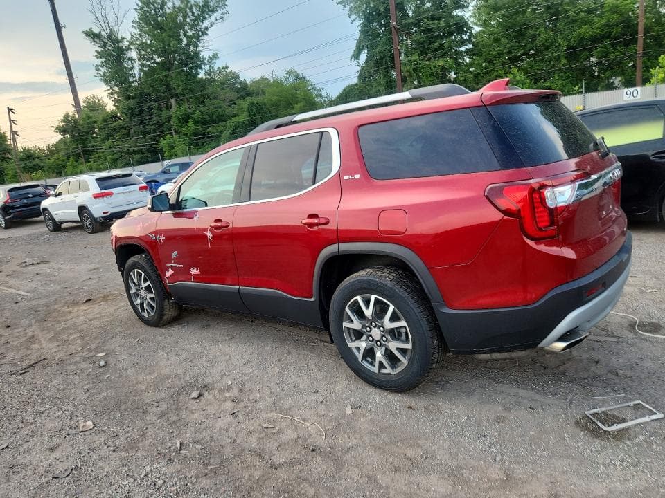 2022 GMC ACADIA SLE 2