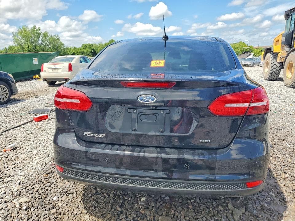 2017 FORD FOCUS SEL 6