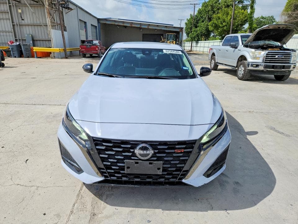 2024 NISSAN ALTIMA SR 5