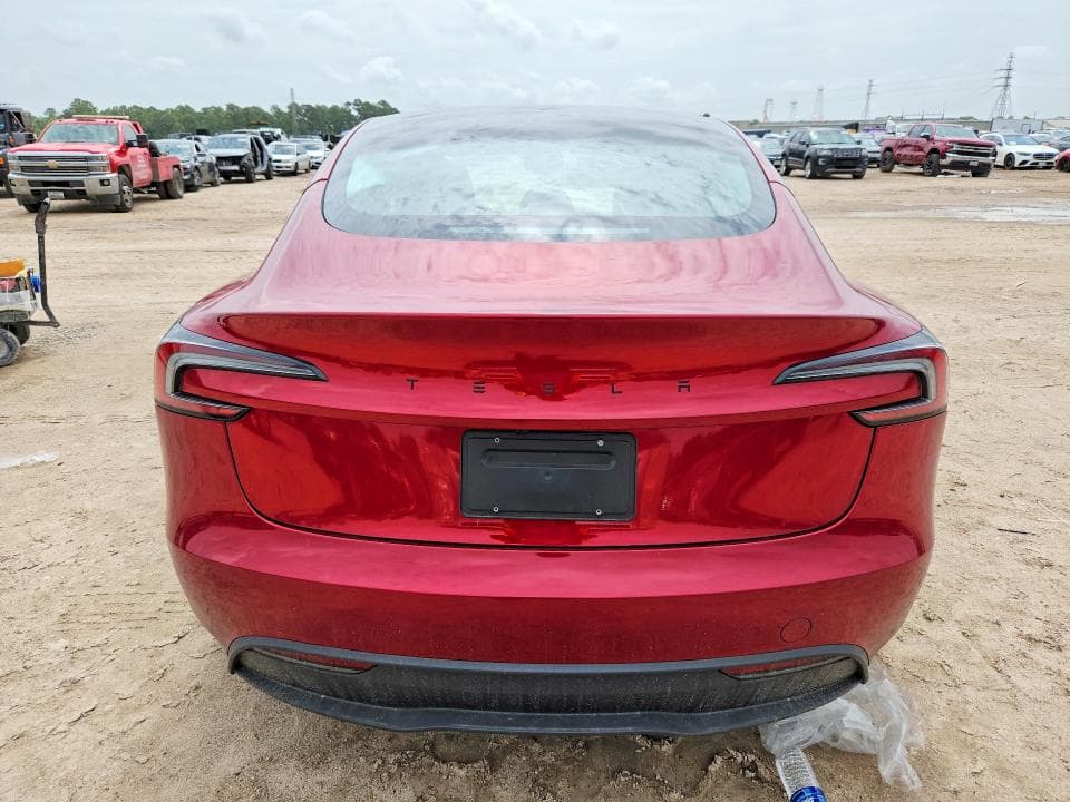 2026 TESLA MODEL 3 6
