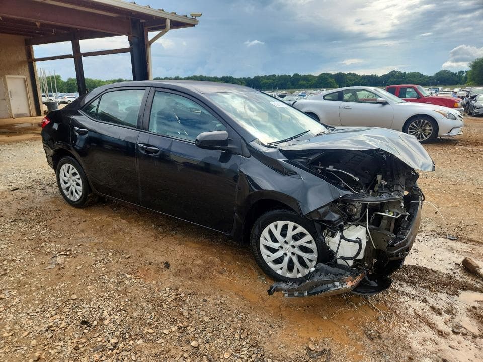 2019 TOYOTA COROLLA LE 4