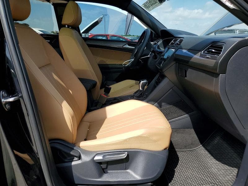 2023 VOLKSWAGEN TIGUAN SE 7