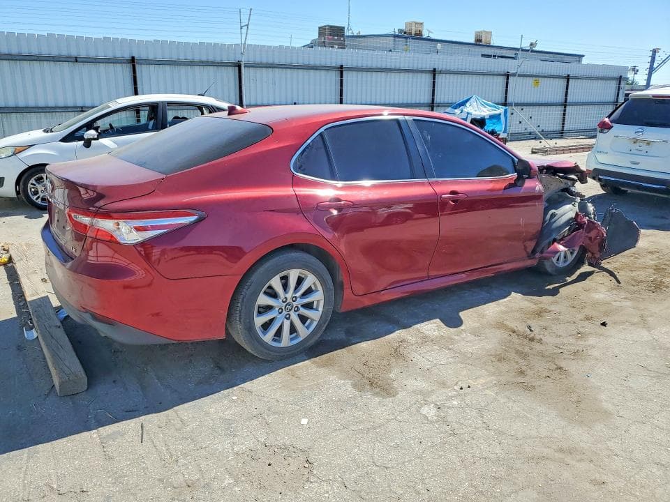 2019 TOYOTA CAMRY LE 3