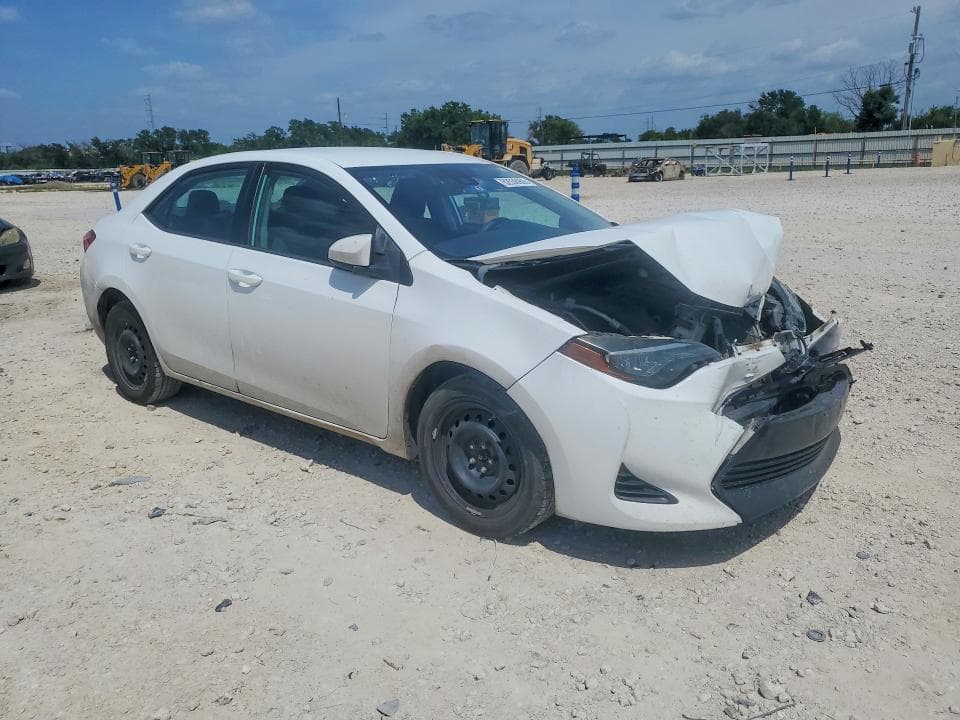 2019 TOYOTA COROLLA LE 4
