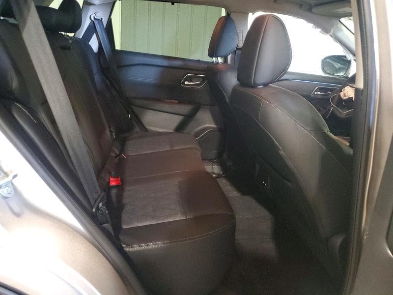 2025 NISSAN ROGUE PLATINUM 11
