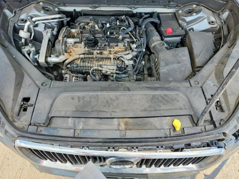 2018 VOLVO XC90 T6 12