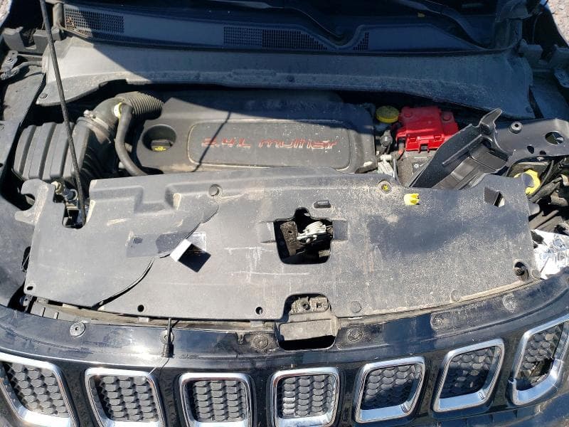 2021 JEEP COMPASS LATITUDE 11