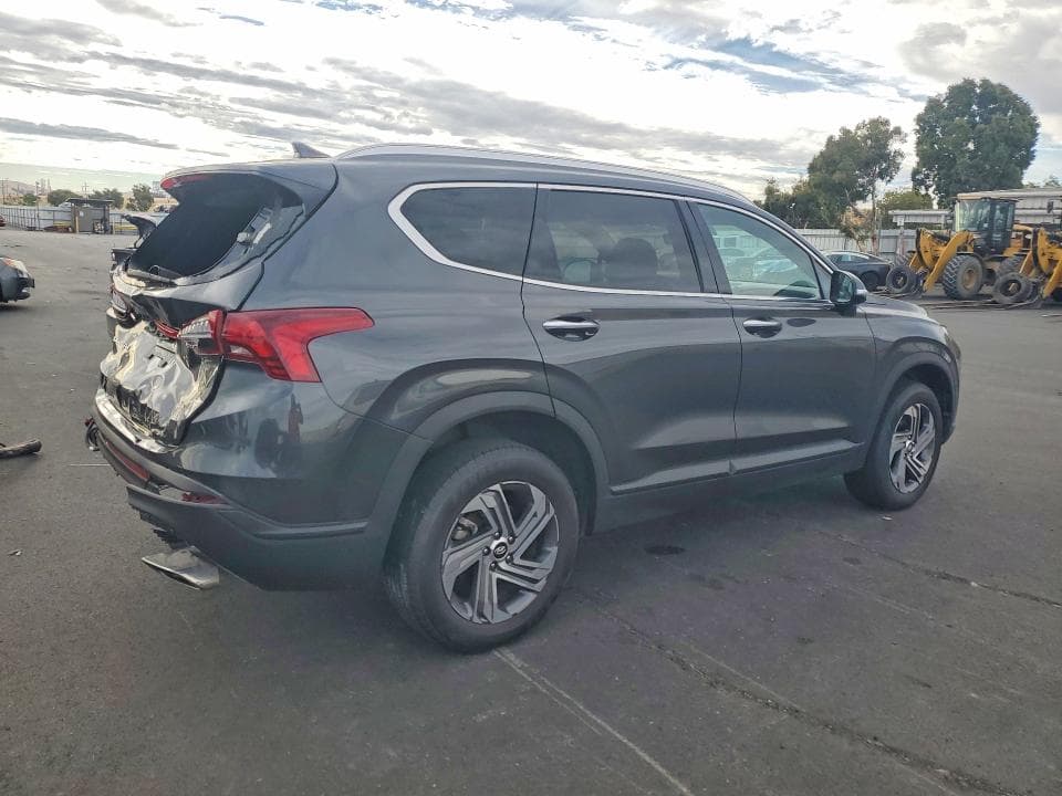 2023 HYUNDAI SANTA FE SEL 3
