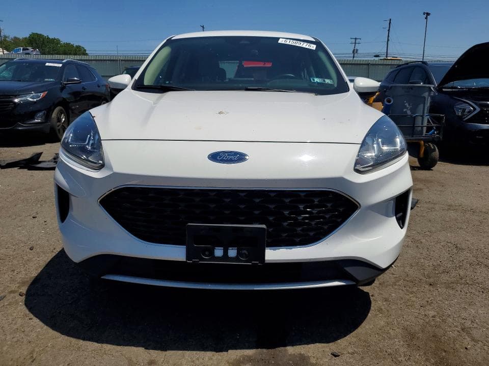 2020 FORD ESCAPE SE 5