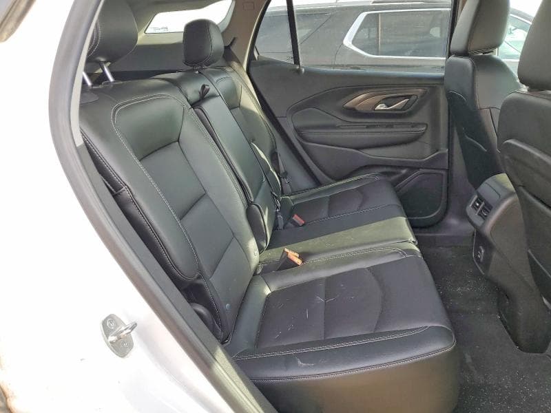 2022 GMC TERRAIN SLT 10
