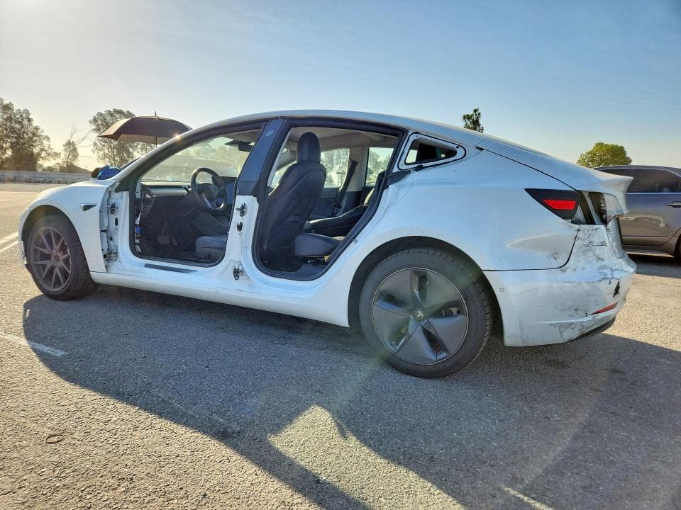 2020 TESLA MODEL 3 2
