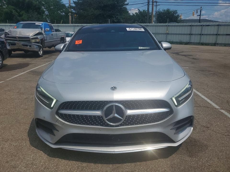 2022 MERCEDES-BENZ A 220 4MATIC 5