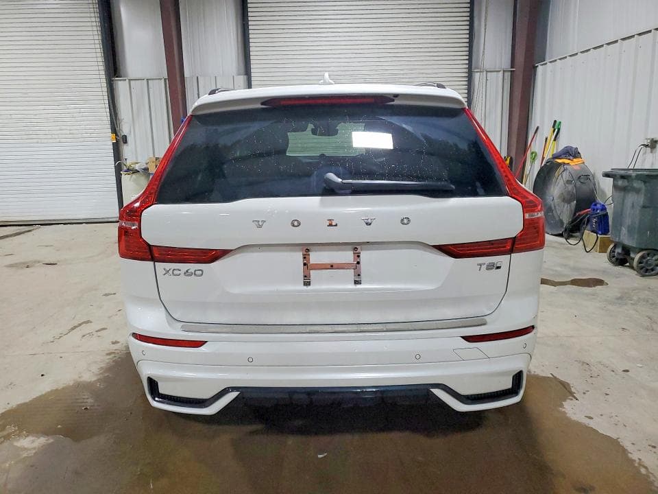 2025 VOLVO XC60 PLUS 6