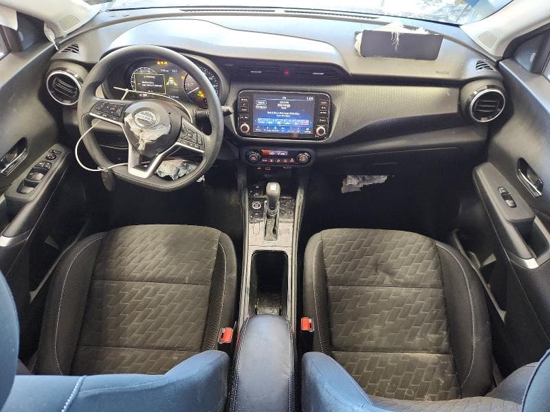 2021 NISSAN KICKS SV 8