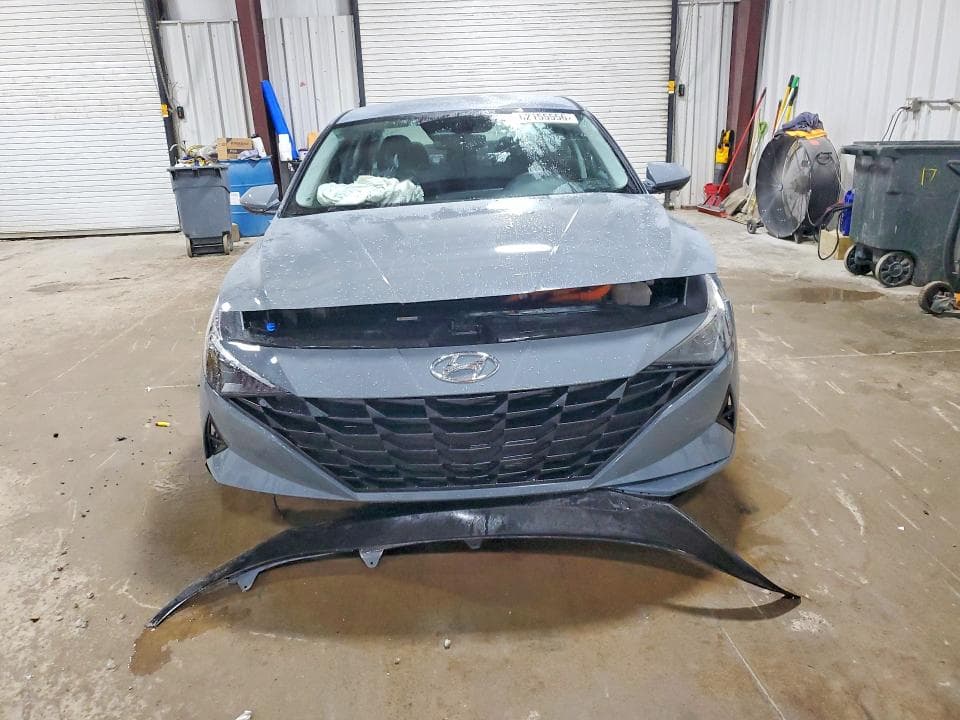 2023 HYUNDAI ELANTRA BLUE 5