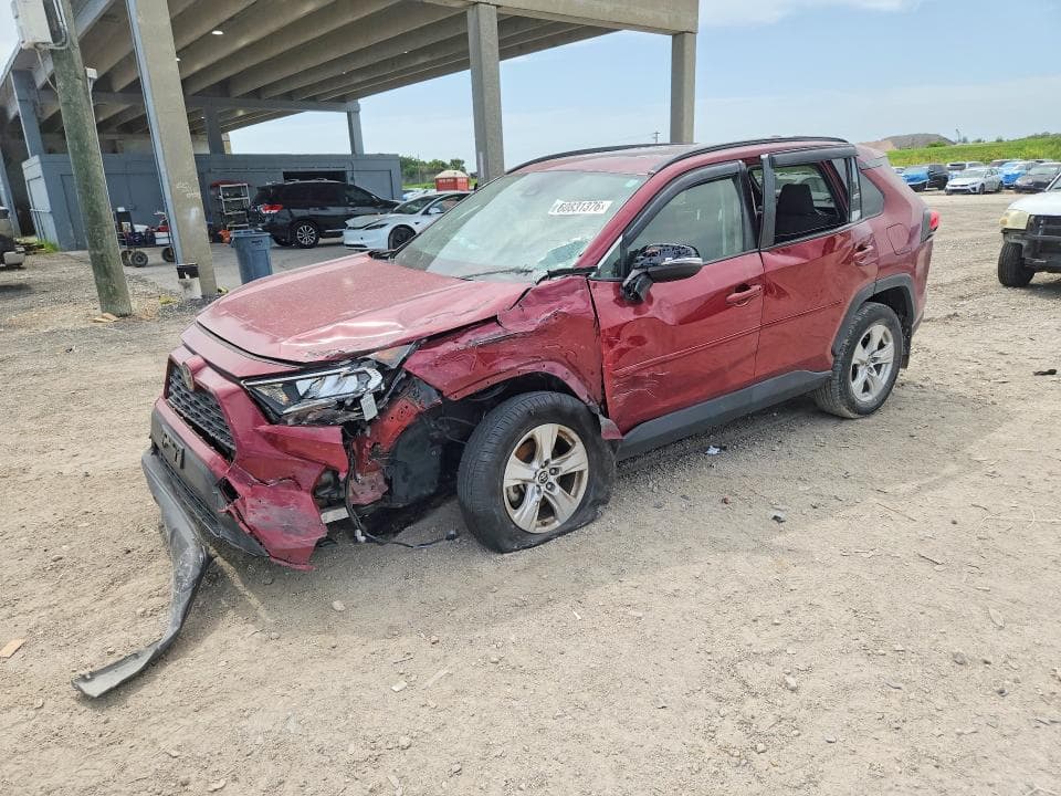 2019 TOYOTA RAV4 XLE - 1