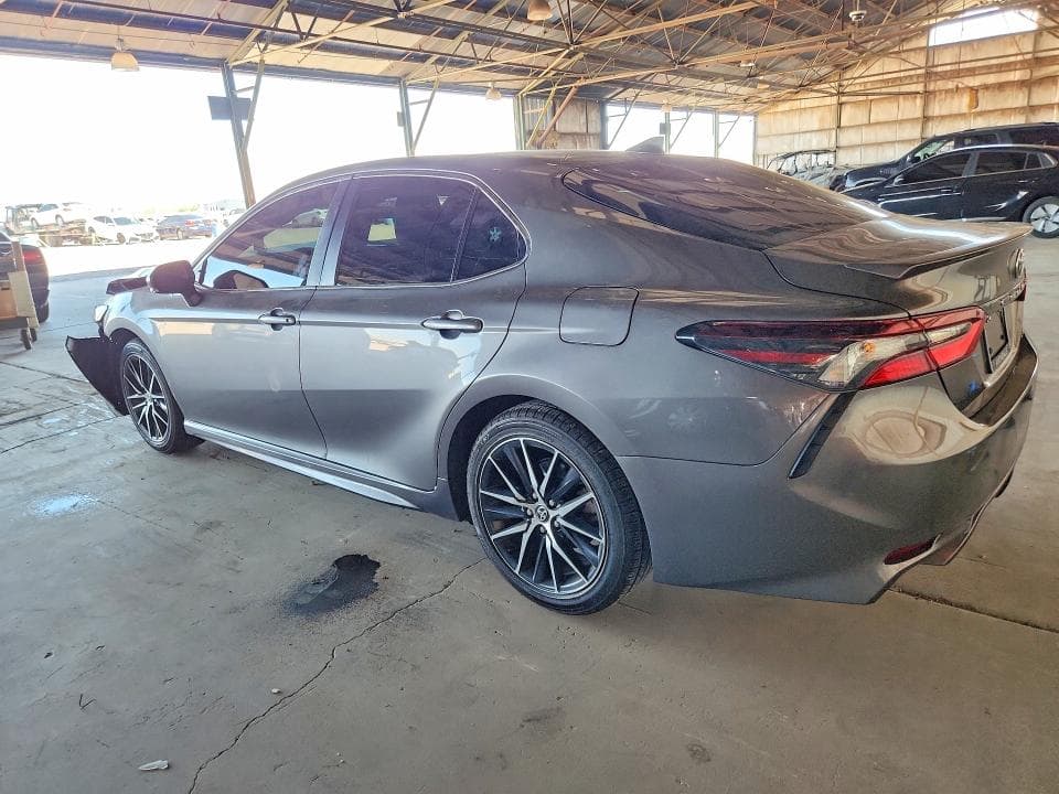 2024 TOYOTA CAMRY SE 2