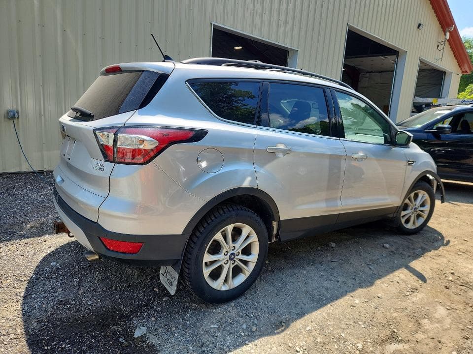 2018 FORD ESCAPE SEL 3