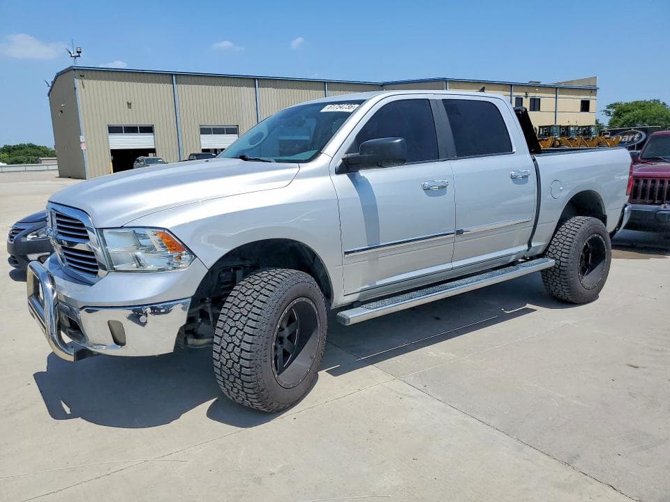 2017 RAM 1500 SLT - 1