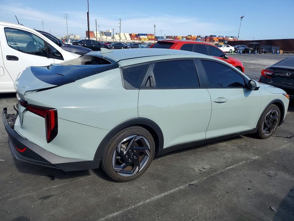 2026 KIA K4 EX 3