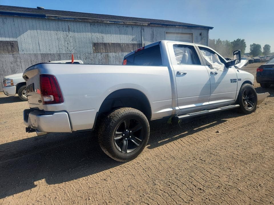 2017 RAM 1500 SPORT 3